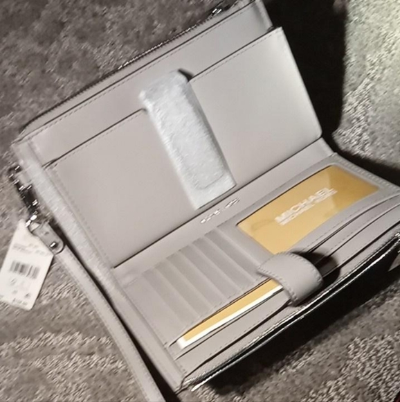 Wallet - Picture 2 of 2